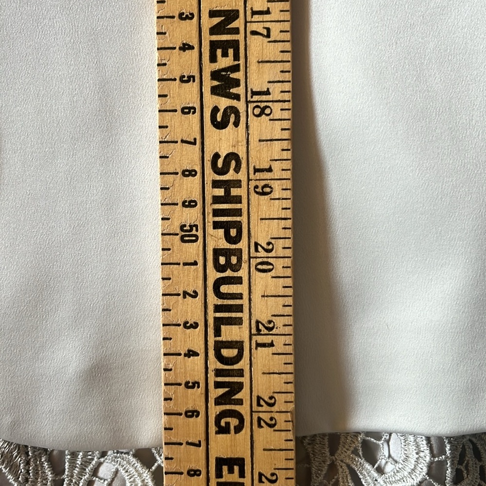 Tahari Gray Formal Suit Lace Sirt Size 8P  NWT - Picture 13 of 16